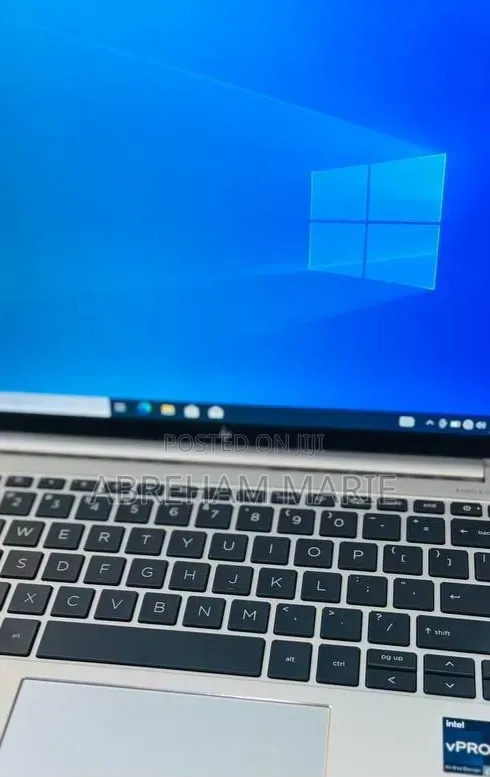 New Laptop HP EliteBook 840 G9 16GB Intel Core i7 SSD 512GB
