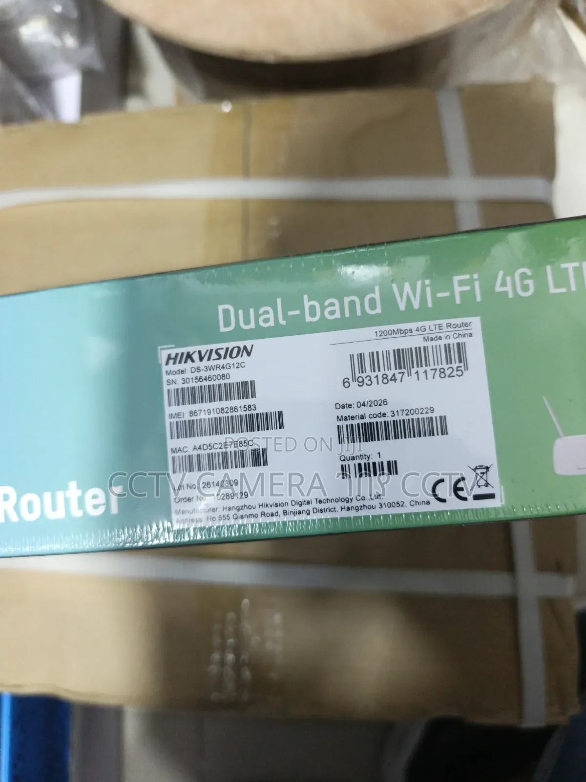 Hikvision 1200Mbps Dull Band Wifi 4g LTE Router