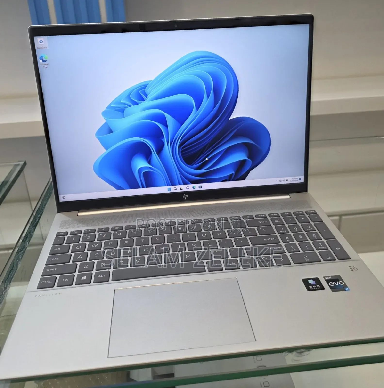 New Laptop HP 16GB Intel Core i7 SSD 1T