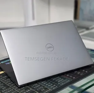 New Laptop Dell Precision 5560 16GB Intel Core i9 SSD 512GB