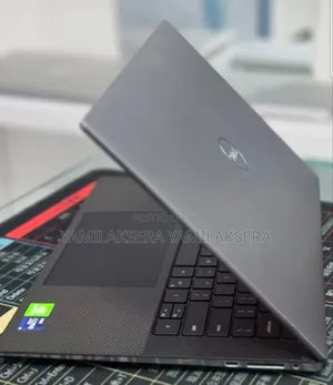 New Laptop Dell Precision 5560 16GB Intel Core i9 SSD 512GB