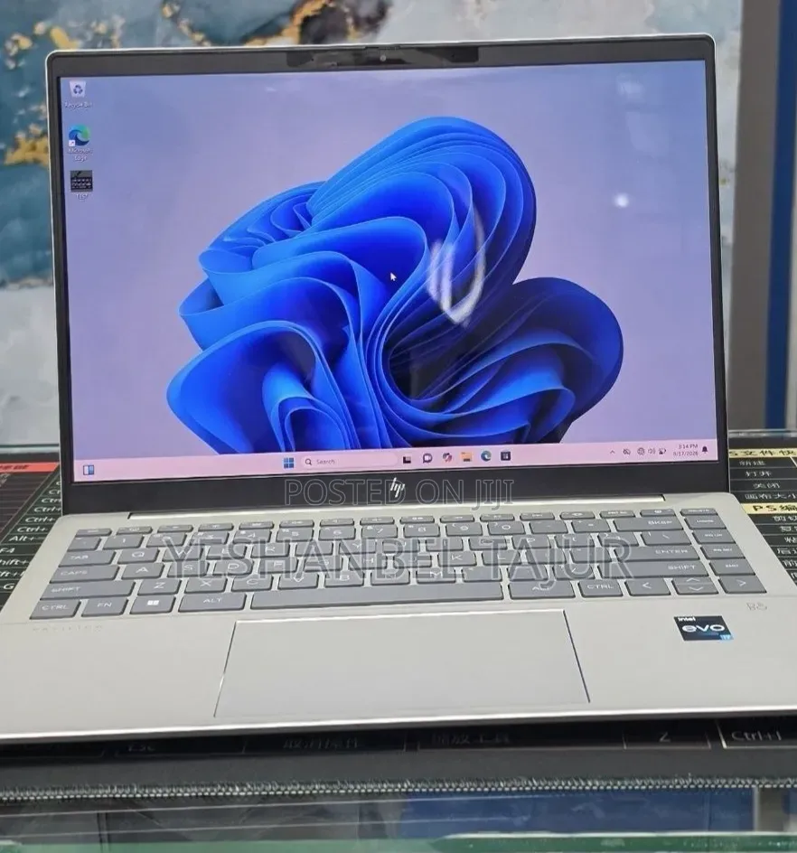 New Laptop HP Pavilion 15 16GB Intel Core i7 SSD 1T