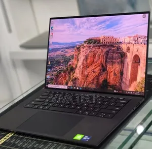 New Laptop Dell Precision 5560 16GB Intel Core i9 SSD 512GB