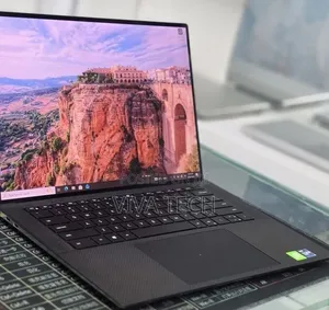 New Laptop Dell Precision 5560 16GB Intel Core i9 SSD 512GB