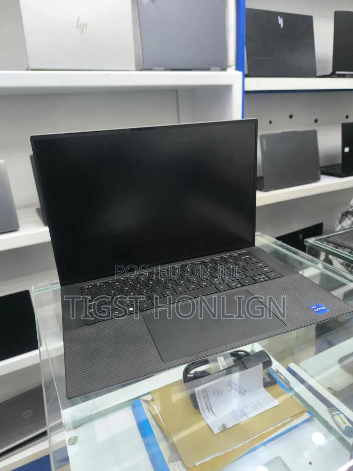 New Laptop Dell Precision 5560 16GB Intel Core i9 SSD 512GB