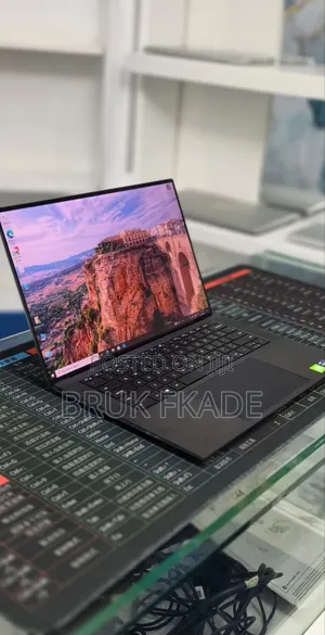 New Laptop Prostar 16GB Intel Core i9 SSD 512GB