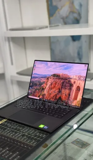 New Laptop Prostar 16GB Intel Core i9 SSD 512GB