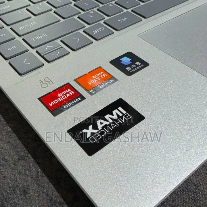 New Laptop HP Pavilion 14 16GB AMD Ryzen 7 SSD 1T