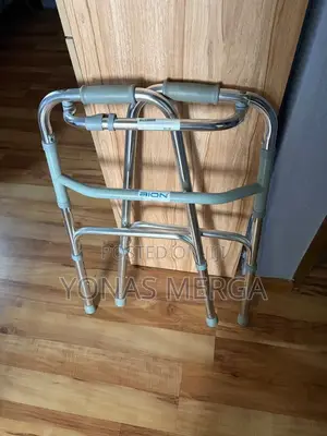Walking_Aid畚啓stability and Safety on Any Surface元万walker Can Move