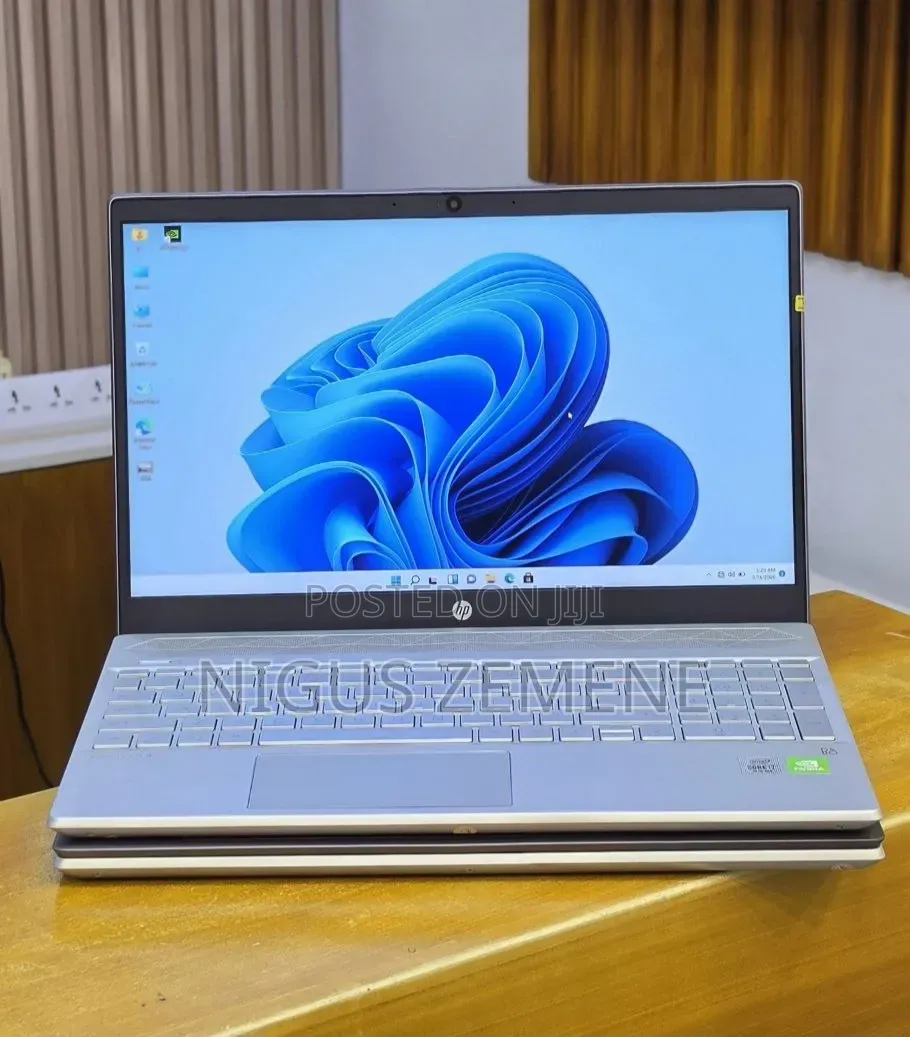 New Laptop HP Pavilion 15 16GB Intel Core i7 SSD 512GB