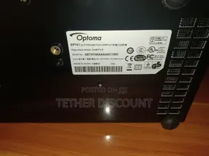 የሚሸጥ ጥራት ያለው Optoma EP761 DLP ፕሮጀክተር — በጥሩ ሁኔታ ላይ ያለ!