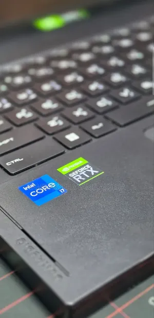 New Laptop MSI Creator A16 AI+ 16GB Intel Core i7 SSD 512GB