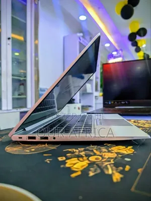 Laptop HP EliteBook 850 G8 16GB Intel Core i7 SSD 512GB