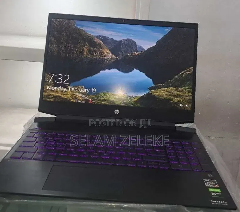 New Laptop HP 16GB AMD Ryzen 5 SSD 512GB
