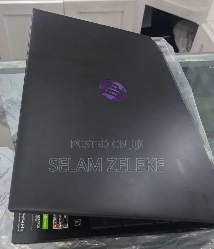 New Laptop HP 16GB AMD Ryzen 5 SSD 512GB