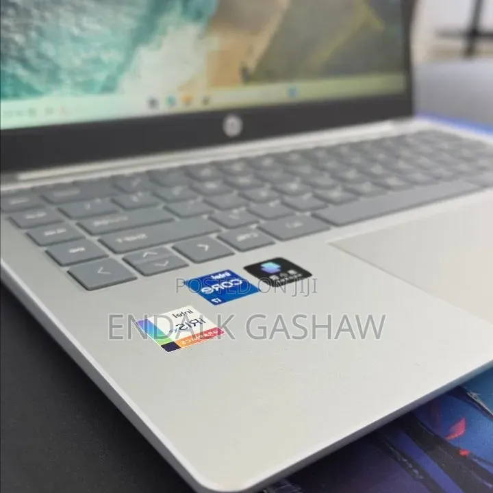 New Laptop HP Stream Notebook 16GB Intel Core i7 SSD 512GB