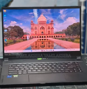 New Laptop MSI Creator A16 AI+ 16GB Intel Core i7 SSD 512GB