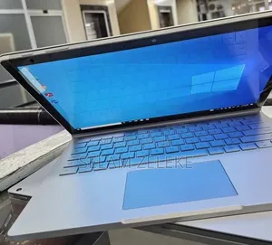 New Laptop Microsoft Surface 16GB Intel Core i7 SSD 256GB