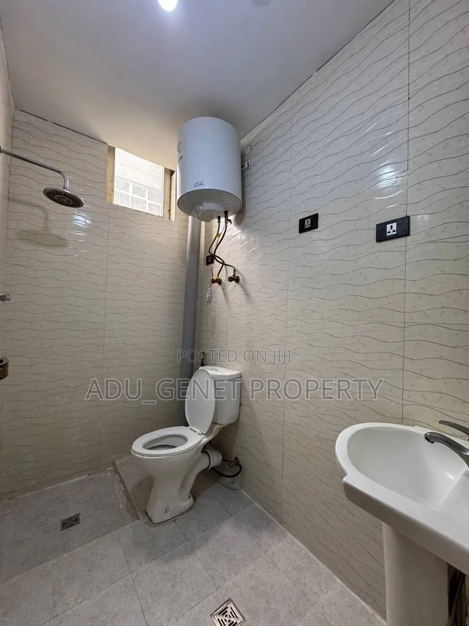 Furnished 3bdrm Condo in Ayat, Yeka for sale