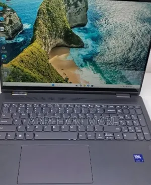 New Laptop Lenovo Yoga 9 16GB Intel Core Ultra 7 SSD 512GB