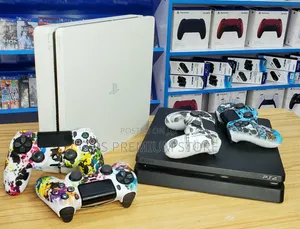 PS4 Slim Europe Used – 1 TB – Jailbreak 5 Games እና 2 Original Joystick