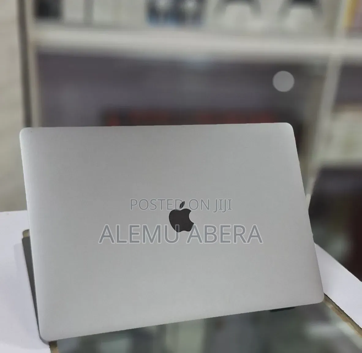New Laptop Apple MacBook Pro 2019 64GB Intel Core i9 SSD 512GB