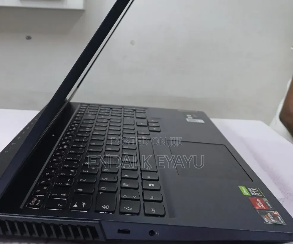 New Laptop Lenovo Legion 5 16GB AMD Ryzen 5 SSD 512GB