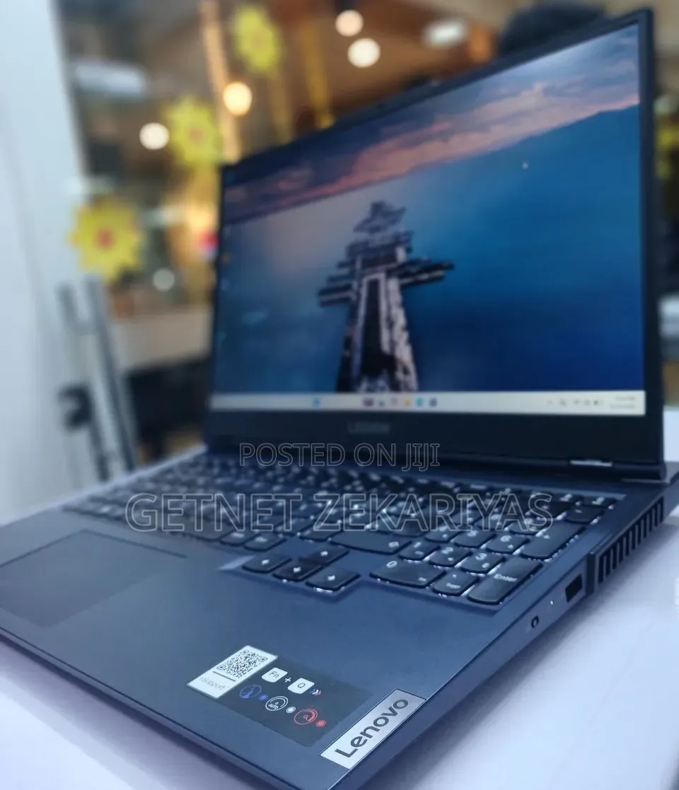 New Laptop Lenovo Legion 5 16GB AMD Ryzen 5 SSD 512GB