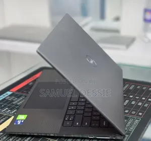 New Laptop Dell Precision 5560 16GB Intel Core i7 SSD 512GB