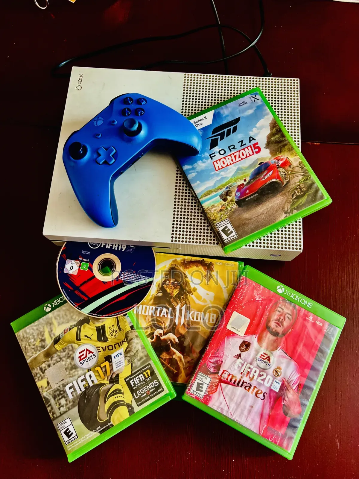 Xbox One S