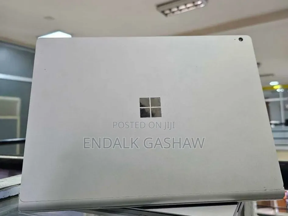 New Laptop Microsoft Surface Book 3 16GB Intel Core i7 SSD 256GB