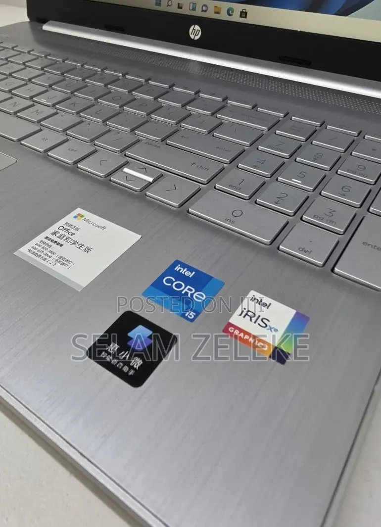 New Laptop HP 16GB Intel Core i5 SSD 512GB