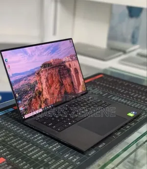 New Laptop Dell Precision 5560 16GB Intel Core i9 SSD 512GB