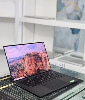 New Laptop Dell Precision 5560 16GB Intel Core i9 SSD 512GB