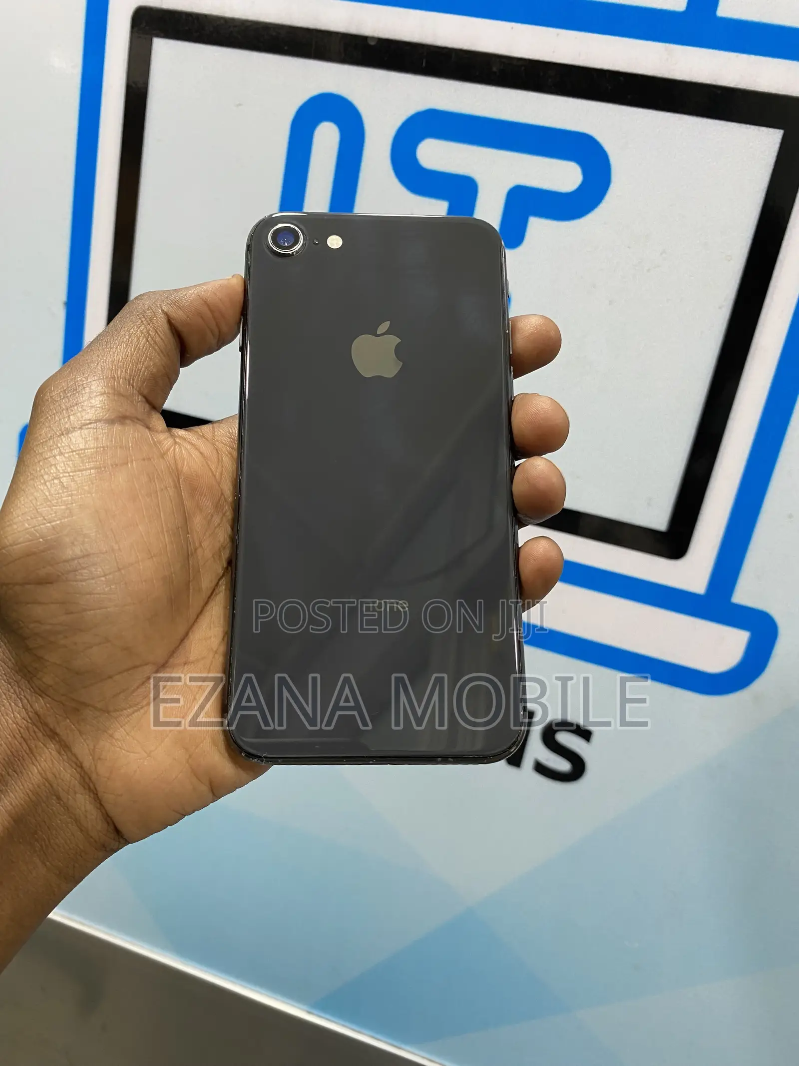Apple iPhone SE (2020) 64 GB Black
