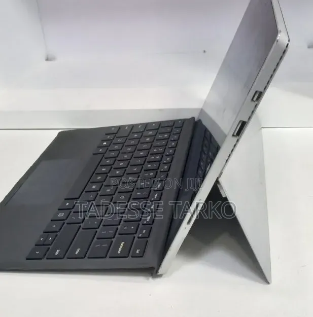 New Laptop Microsoft Surface Pro 3 8GB Intel Core i7 SSD 256GB