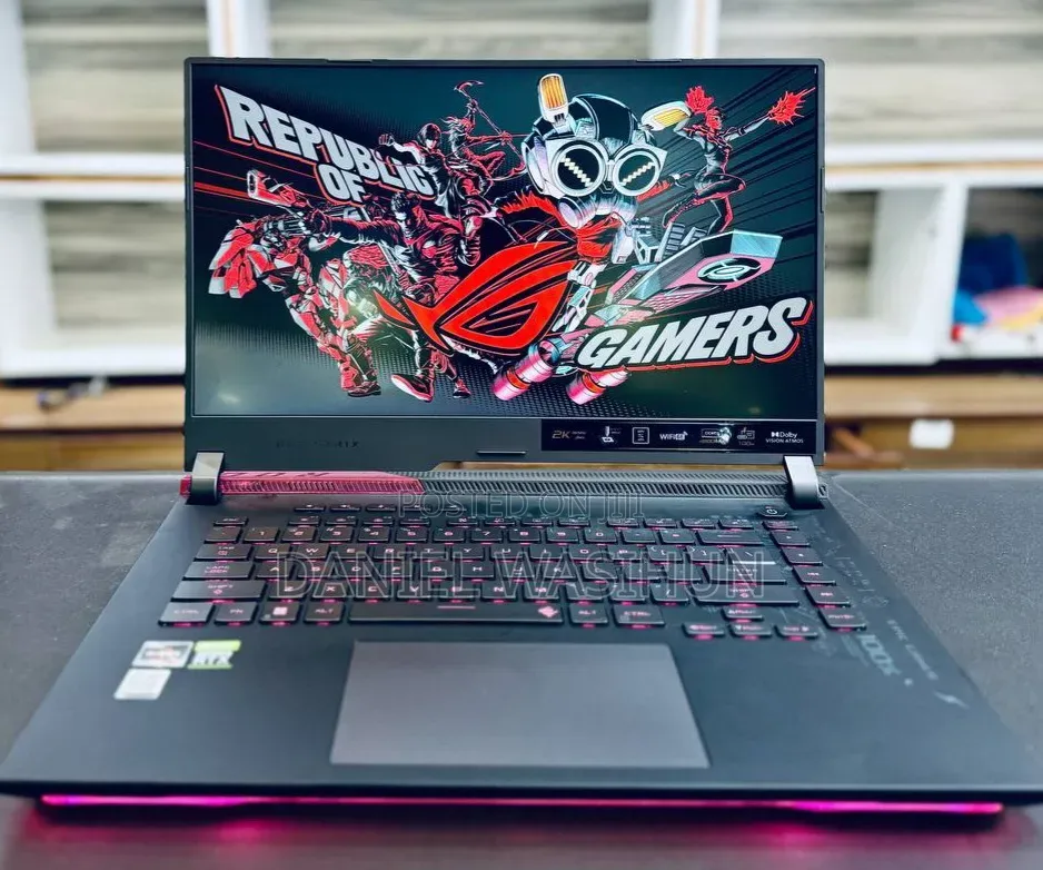 New Laptop Asus ROG Strix G15 16GB AMD Ryzen 9 SSD 512GB