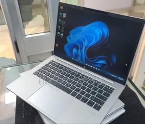 New Laptop HP EliteBook 840 10 16GB Intel Core i7 SSD 512GB