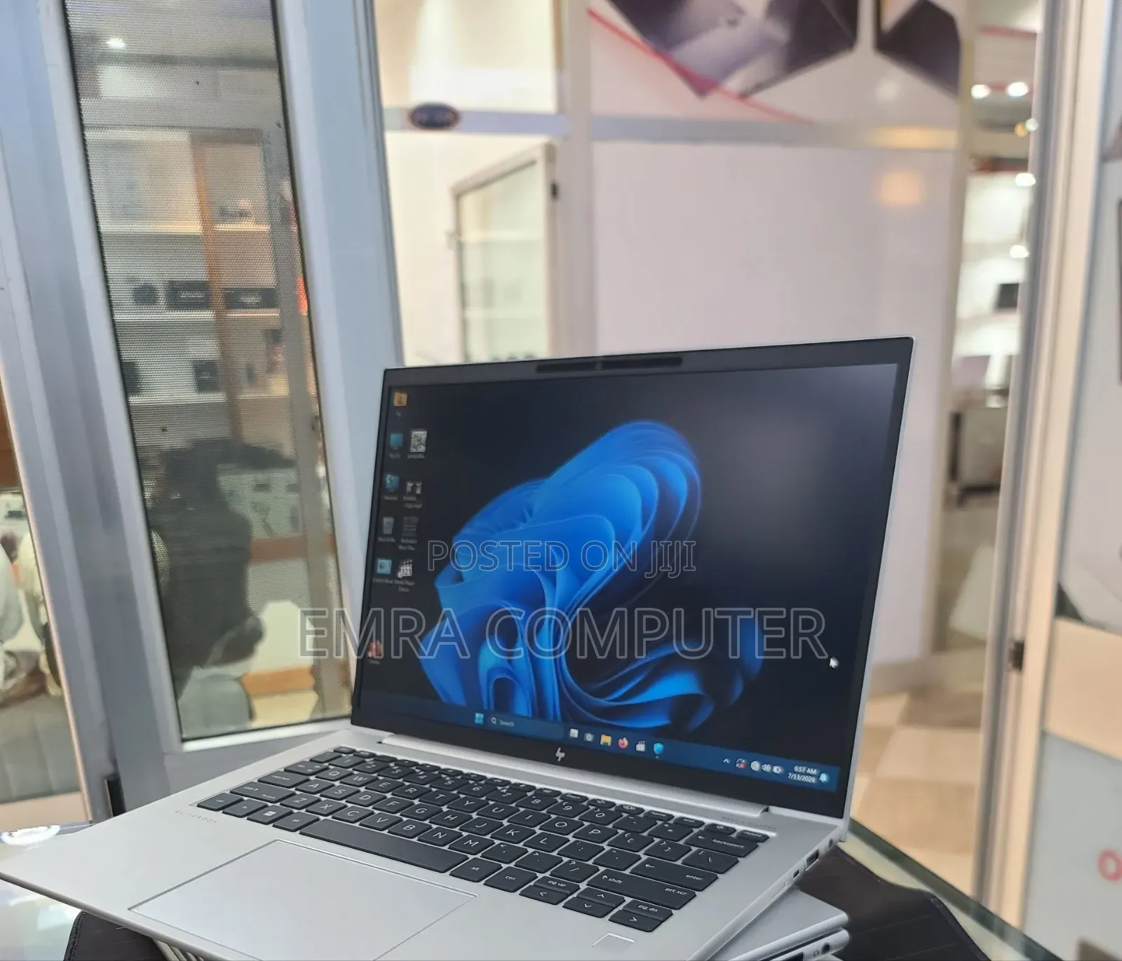 New Laptop HP EliteBook 840 10 16GB Intel Core i7 SSD 512GB