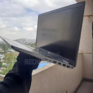 Laptop Dell Latitude 5520 8GB Intel Core i5 SSD 512GB