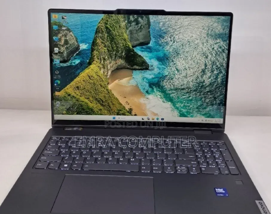 New Laptop Lenovo 16GB Intel Core Ultra 7 SSD 512GB