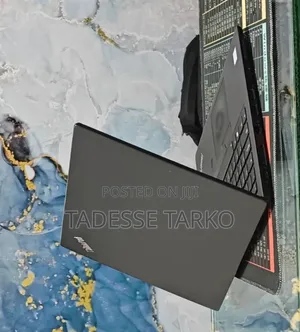 New Laptop Lenovo ThinkPad T480s 8GB Intel Core i7 SSD 256GB