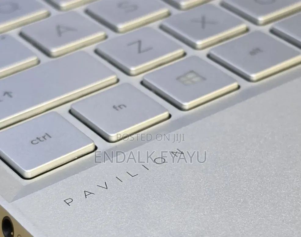 New Laptop HP Pavilion 15 16GB Intel Core i7 SSD 512GB