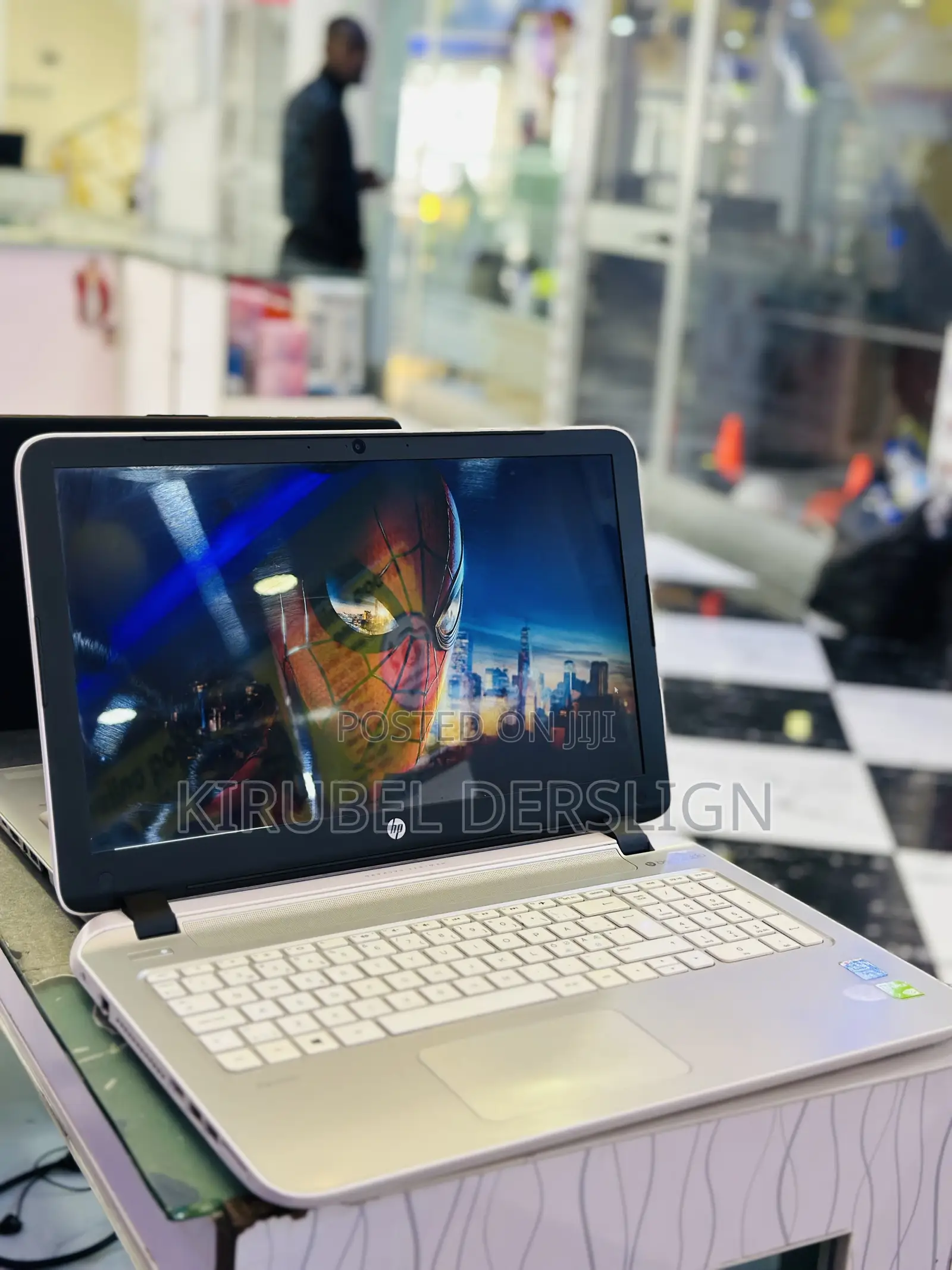Laptop HP Pavilion 15 8GB Intel Core i5 HDD 512GB