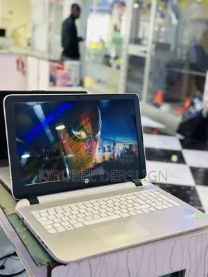 Laptop HP Pavilion 15 8GB Intel Core i5 HDD 512GB