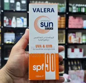 ቫሌራ የፀሐይ ክሬም (Valera Whitening Sunscreen SPF 90 - 100ml)