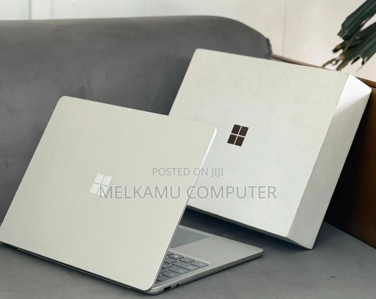 New Laptop Microsoft Surface 16GB Intel Core i7 SSD 512GB