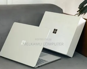 New Laptop Microsoft Surface 16GB Intel Core i7 SSD 512GB