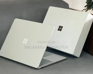 New Laptop Microsoft Surface 16GB Intel Core i7 SSD 512GB