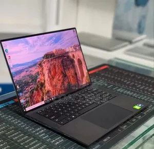 New Laptop Dell Precision 5560 16GB Intel Core i9 SSD 512GB